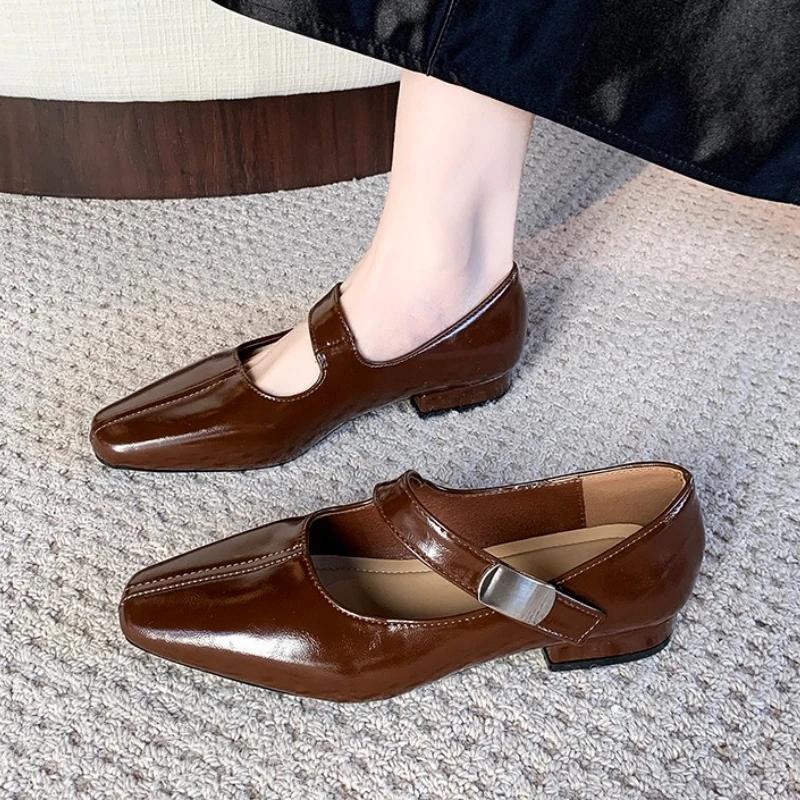 Moda Damskie Buty na Obcasie Nowe Eleganckie Sandały na Niskim Obcasie Letnie Damskie Buty do Sukienki 2025 Moda Grube Codzienne Projektanckie Sandalias De Mujer