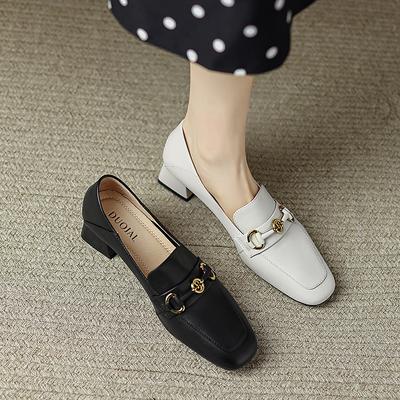 2025 nouvelles chaussures simples polyvalentes talon épais chaussures en cuir petites britanniques cuir véritable talon moyen chaussures pour femmes mocassins à une pédale femmes