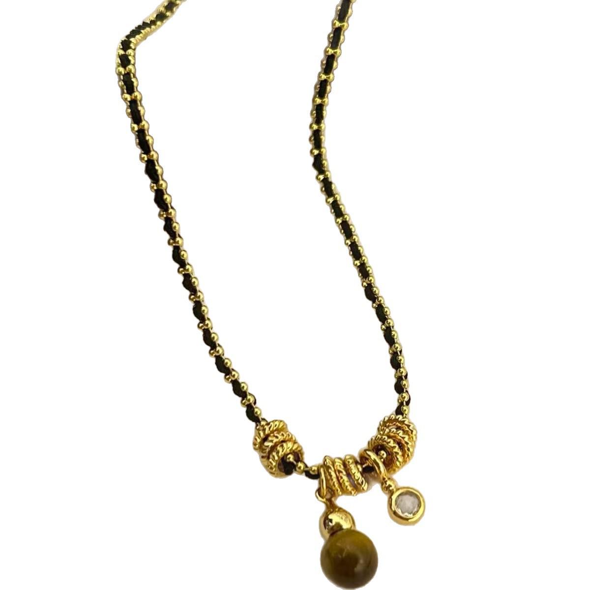 Tiger Eye Gourd Necklace: Elegant Clavicle Chain for Women