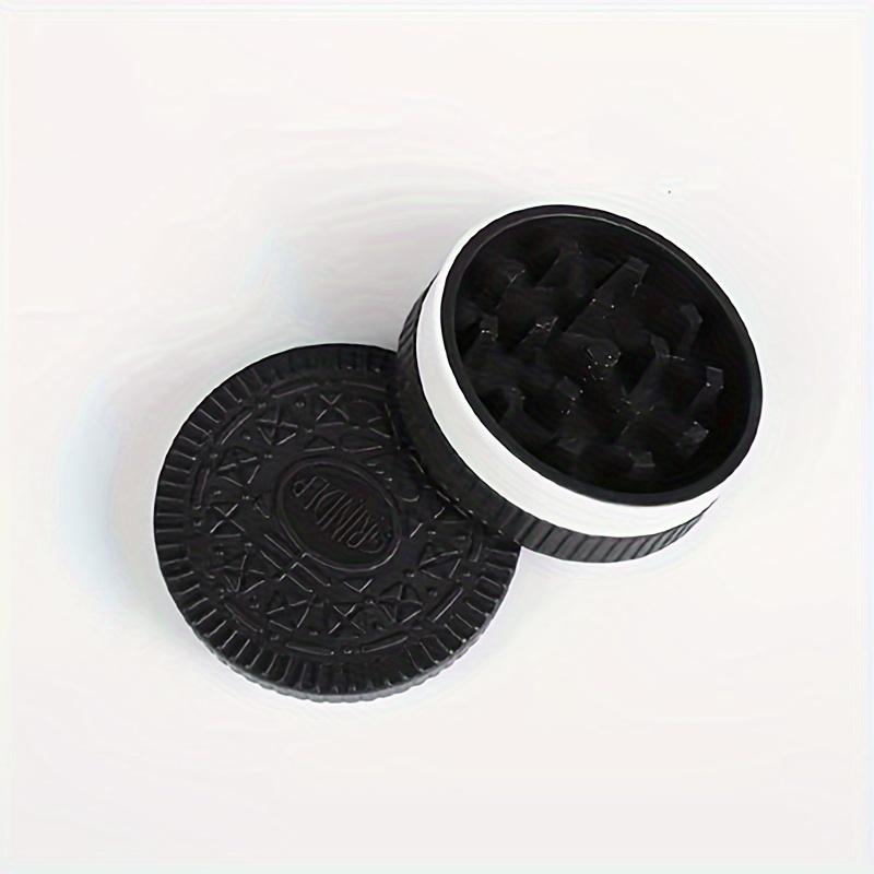 Vanilla Spice Grinder, 2.2-Inch Powerful Manual Grinding,Fun Cookie Shape Design,Protection Plastic Portable Crusher Accessories