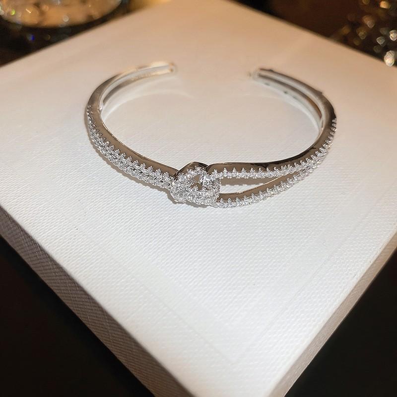 Super Flash Zircon Round Heart-shaped Flower Multi-layer Open Bracelet Exquisite and Beautiful Bracelet Light Luxury Jewelry Women