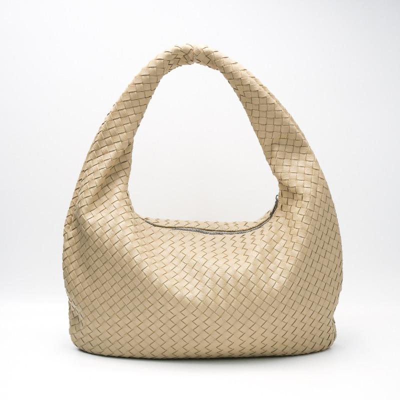 New Hand Woven Bag Commuter Fashion One Shoulder Armpit Bag Large Capacity Leather Bag Casual Women's Bag