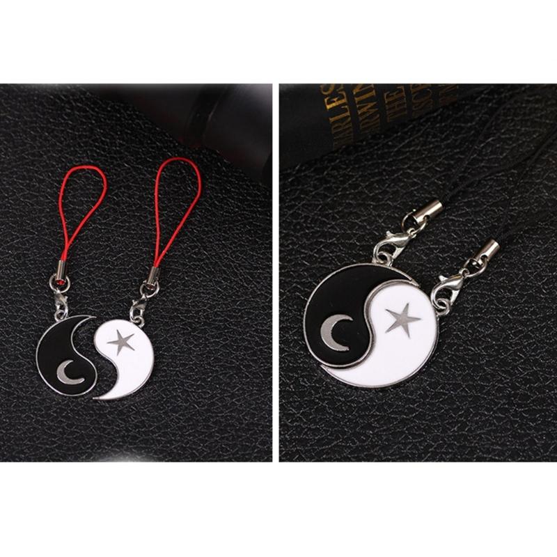 Black White Star Moon Keychain Pair Friendship Key Chain Pendant Couple Phone Charm Decoration for Key Bag Backpack