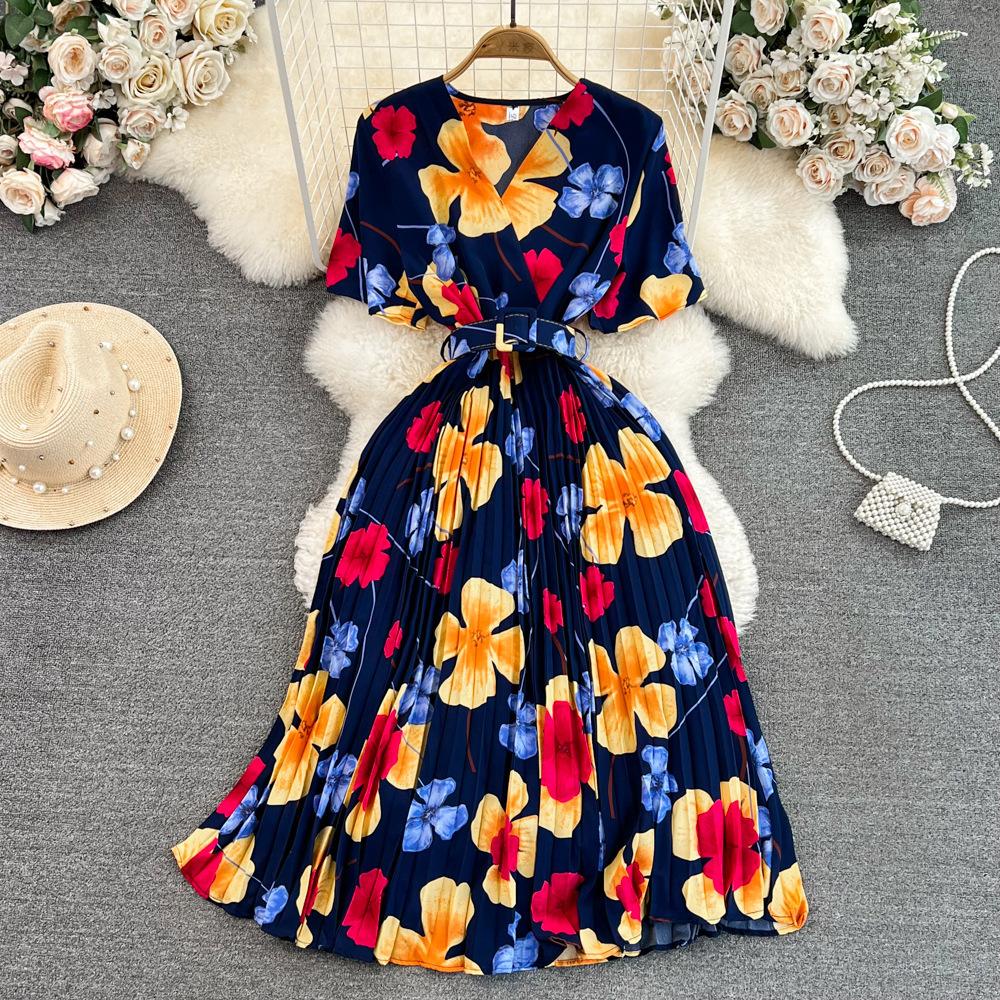 Summer Women's Light Mature Style Retro Temperament Short-sleeved V-neck Waist Thin Medium-length A-print Pleated Dress