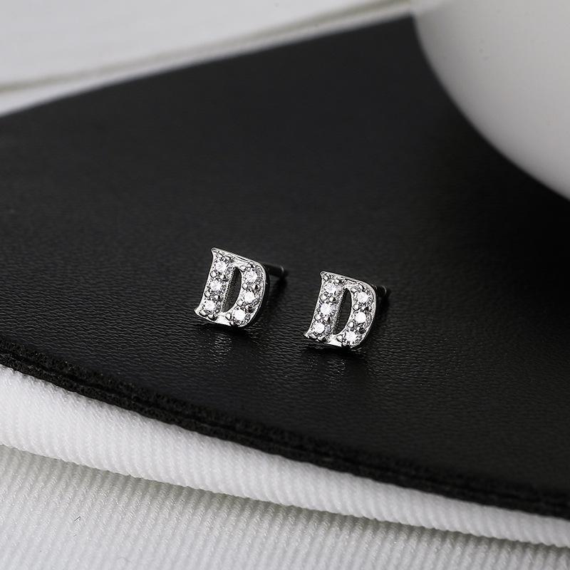 Pendientes de Diamantes con Letra Personalizada de Plata de Ley S925 Banyan Tree - Pendientes Individuales para Cartílago para Hombre y Mujer