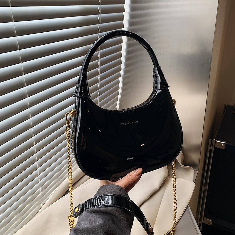 

Высококлассная блестящая маленькая сумка женская новая осенне-зимняя универсальная сумка-мессенджер на цепочке, портативная сумка-пельмень чёрный