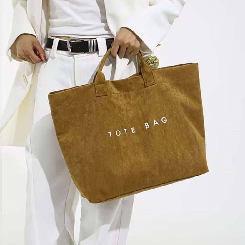 2025 New European & American Style Women's Large Capacity Letter Tote Bag