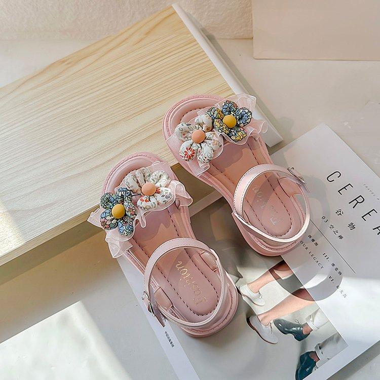 2025 new Xiaoxiangfeng girls sandals summer fashion soft sole children's girls princess shoes foreign style beach sandals