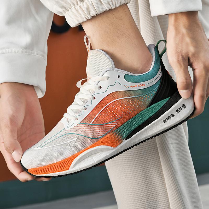 

Flying woven shock-absorbing summer running shoes men s red rabbit soft sole 7 running shoes mesh breathable sports shoes lightweight carbon plate 35