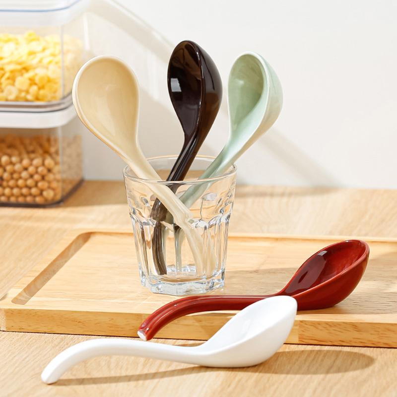 1-Piece Asian Soup Spoon, Ceramic Chinese Style Spoons Ramen Spoon Retro Porcelain Spoon, 6.5 inches