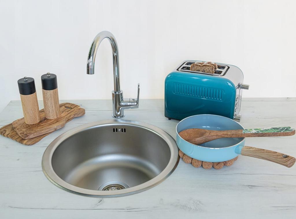 Kitchen sink tap, silver spout, U Dima