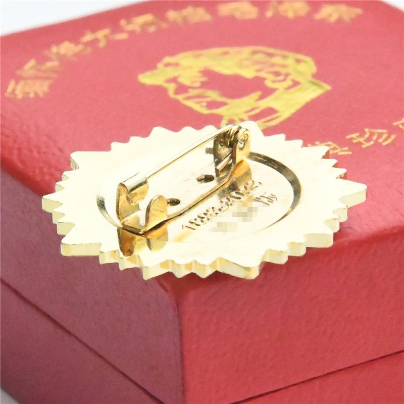 Chairman Mao's Emblem, Pin, Pentagram, Merit Medal, Shape, Retro Commemorative Chest Badge, Gift Diameter 3.5CM
