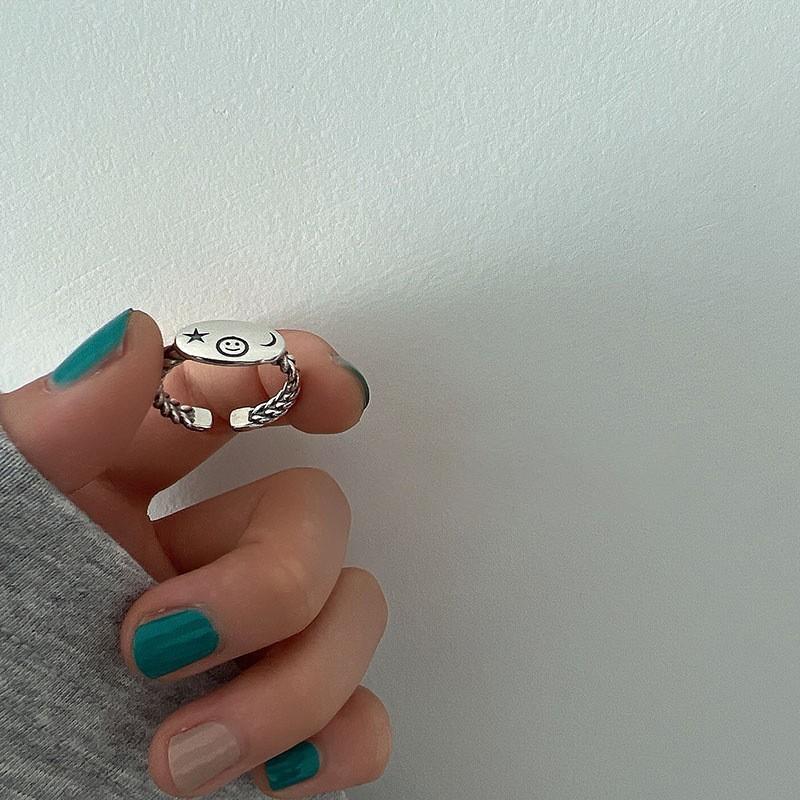 Exclusive Copper Minimalist Ring Designed For Women With Geometric Elegance Essential Accessory Fashion