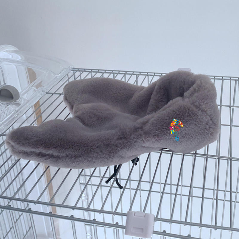 Soft Plush Bird Hammock Winter Windproof Bird Parrot Cage Hanging Bed Parakeet Cave Hideout Tent Pet Birds Nest Supplies Parrot Warm Bird's Nests