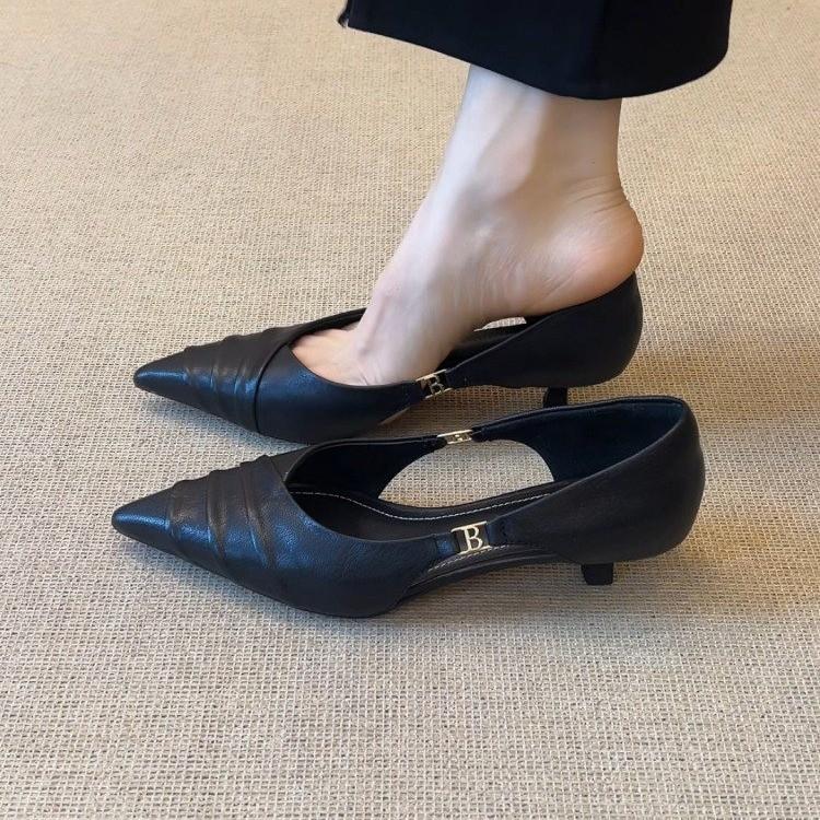 Fashion 2025 New Women's Mid Heels New Style Top Layer Sheepskin Hollow Out Design Leather Shoes Comfortable Soft Rubber Sole