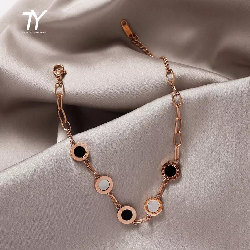 

Классический римский цифровой браслет из титановой стали для женщин, новинка 2023 года, модные корейские ювелирные изделия, роскошные высококачественные браслеты для вечеринок для девочек