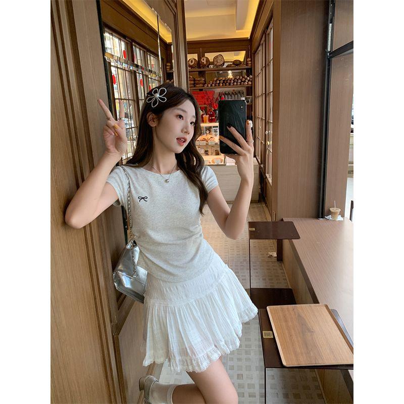 

Футболка из шерсти с круглым вырезом, прямыми плечами и короткими рукавами для женщин. Летняя удобная и универсальная облегающая футболка для поездок на работу. XL серый