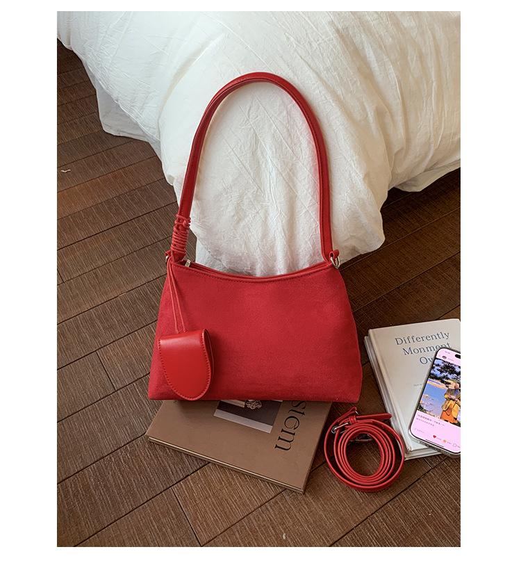 Autumn and Winter Simple Solid Color Musk Skin Velvet Niche Underarm Bag Women's Popular Casual Messenger Bag Commuter Shoulder Bag