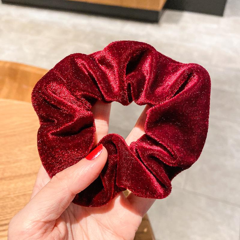 

Французьке ретро золоте оксамитове кільце для волосся: Осінньо-зимовий плюшевий аксесуар для волосся