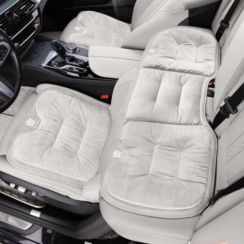 Toyota Crown 14th Gen & Lu Fang Plush Winter Seat Cushion