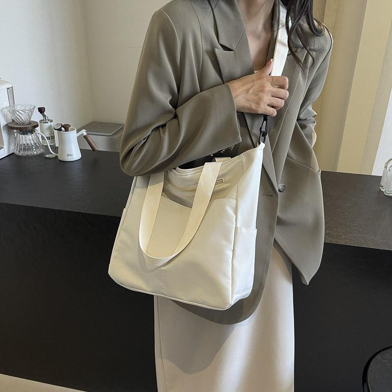 Women s Commuting Solid Color Tote Bag Large Capacity Crossbody Bag Handbag чёрный — фото 5