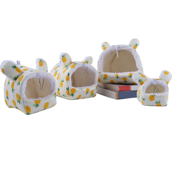 Gezellig Hamster Nest Half Omheind Met Ophanghaak Cartoon Bedrukt Comfortabel Huisdierbed Voor Koud Weer