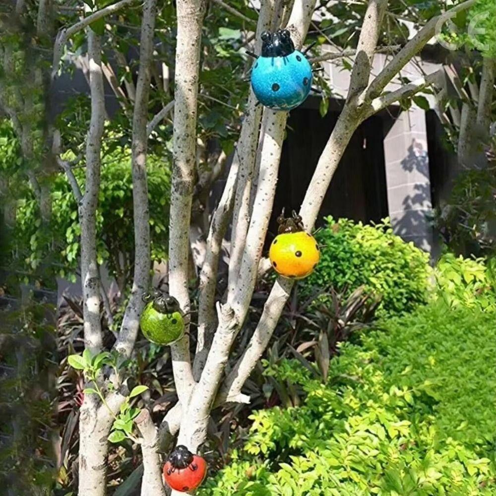 New Metal Material Mini Ladybug Hanging Design Mini Size Beetle Fence Hanger Cute Garden Figurine Outdoor Decor