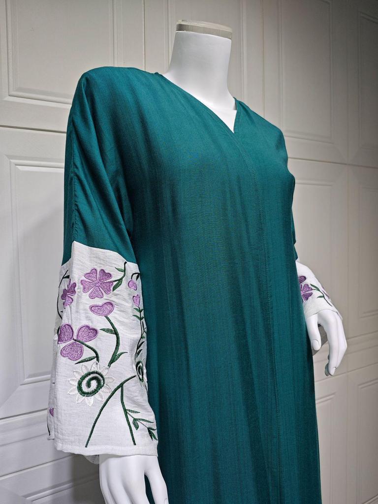 MQ136 Embroidered Floral Cardigan Robe Abaya - Women's Fashion Loose Outerwear for Dubai, Middle East, European & American Styles