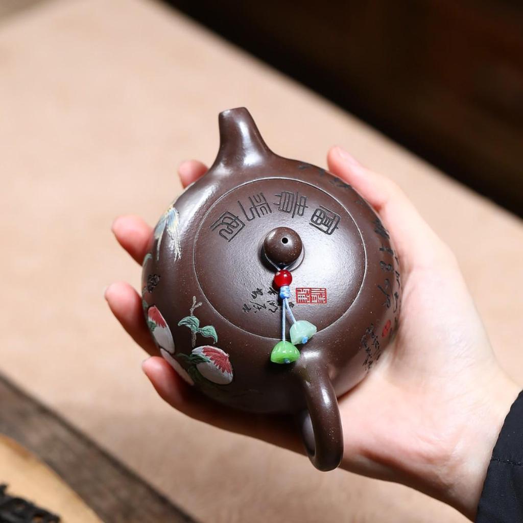 Yixing Zisha Handmade Purple Clay Xi Shi Teapot with Immortal Peach Design