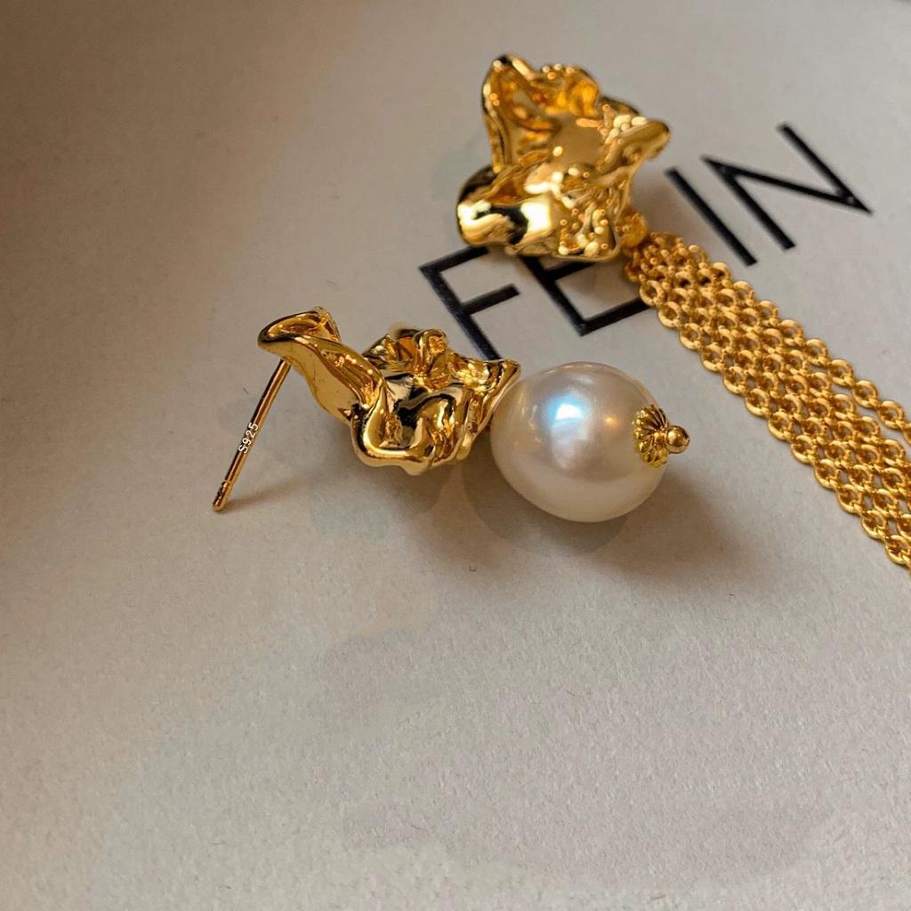 French European and American retro asymmetrical long fringed pearl earrings women's light luxury high-end niche medieval earrings earrings