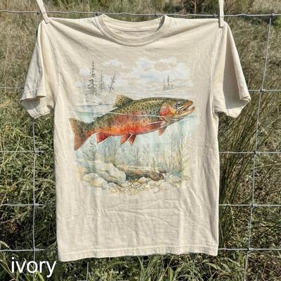 Trout Fist Vintage Landscape Shirt Retro Lake Nature TShirt Grunge Fish Art Unisex T-Shirt