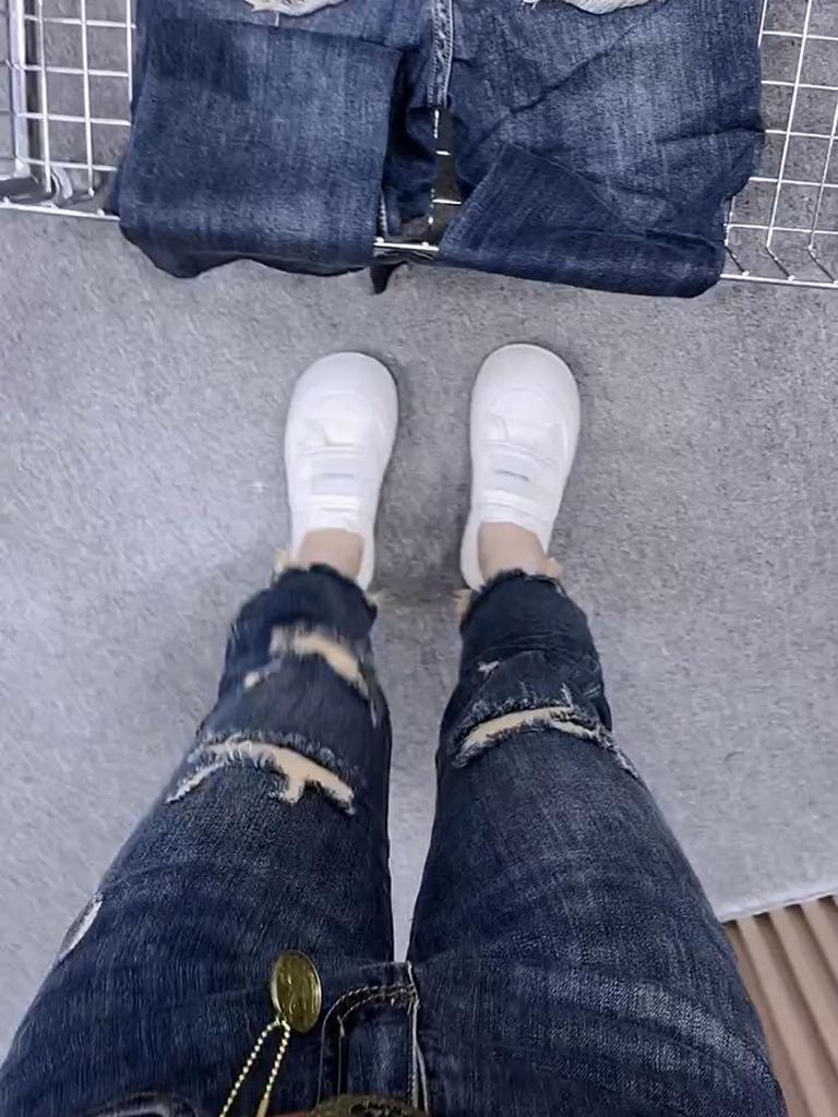 Women's Ripped Jeans for Pear-Shaped Figures, Autumn Style, Plus Size, Elastic, Slim Fit, Nine-Point Cigarette Pants