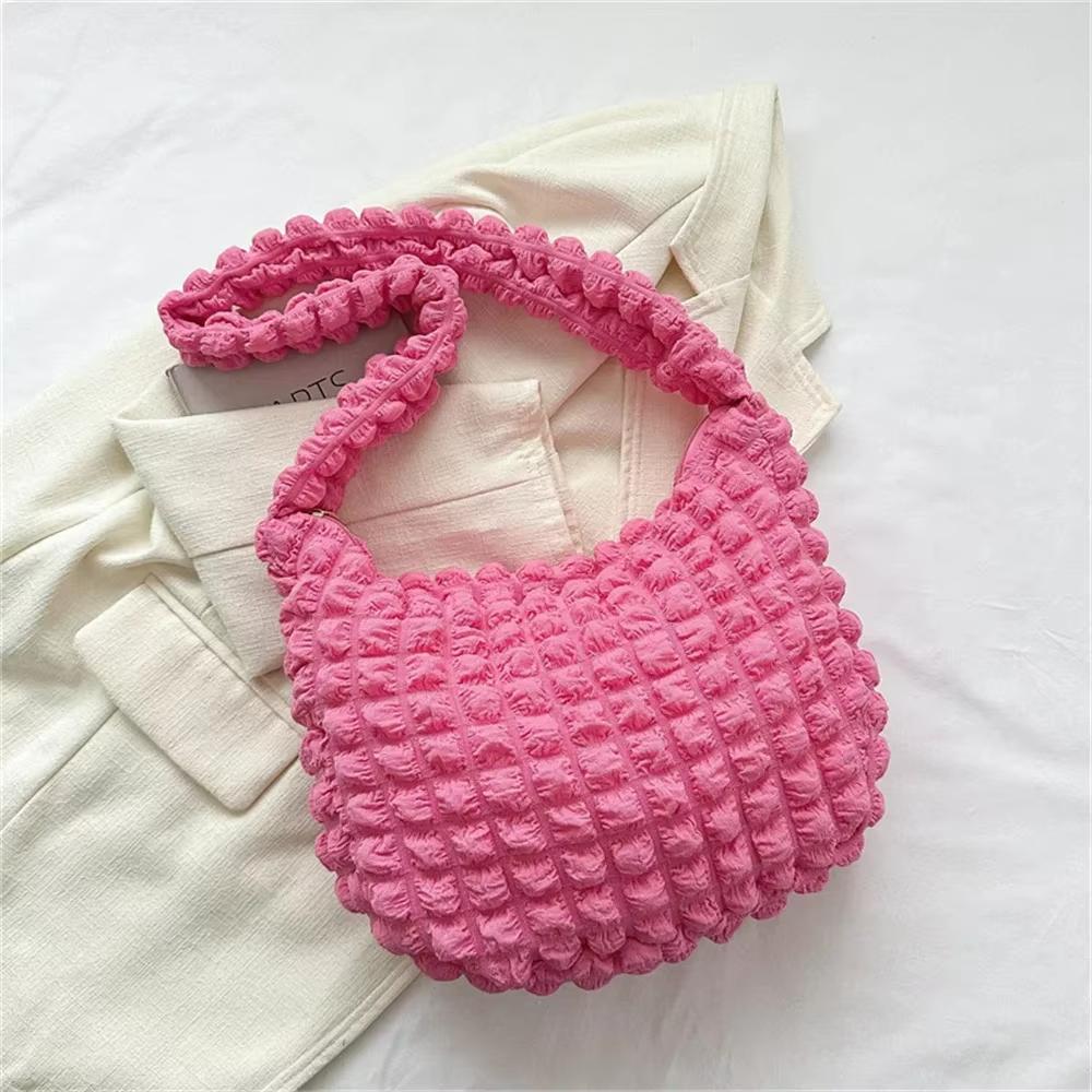 

1pcs Crossbody Bag with Pleated Design Embroidered Plaid Shoulder Bag Underarm Bags Simple Large Capacity Quilted Tote Bags розы красного