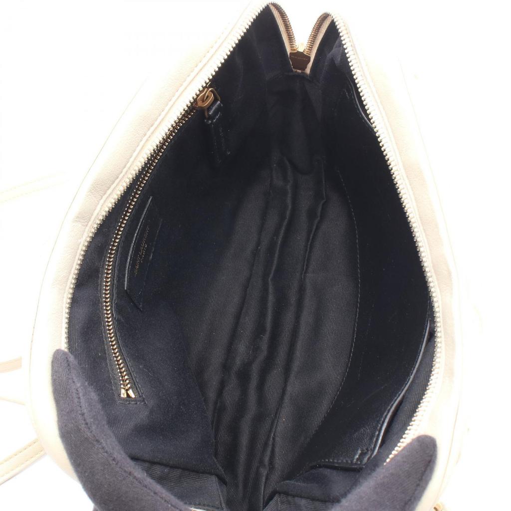 Used SAINT LAURENT PARIS Shoulder Bag leather Beige Used Women