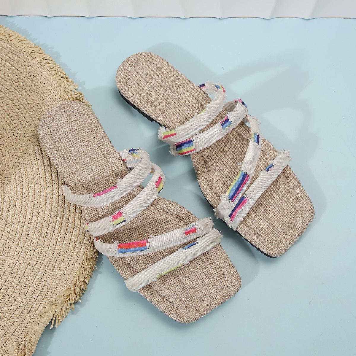 

Летние новые дорожные женские босоножки из искусственной соломы на плоской подошве с одним словом, модные пляжные тапочки с наклонным каблуком 42