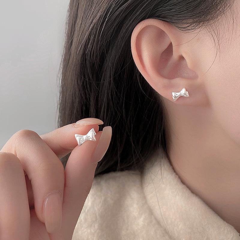 Sweet Bow Earrings Light Luxury Versatile Girl-like Earrings