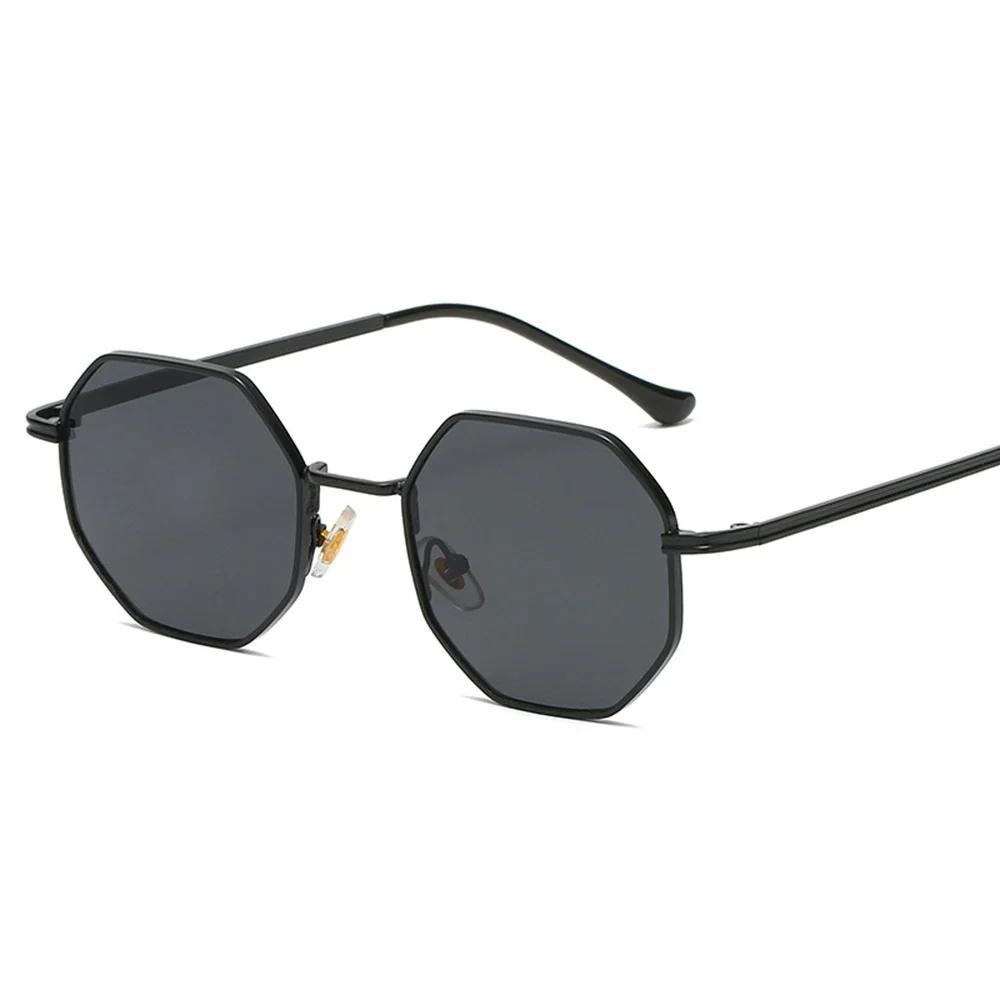 Retro Sunglasses for Men Women Vintage Polygon Metal Frame UV Protection Sun Glasses for Travel Driving
