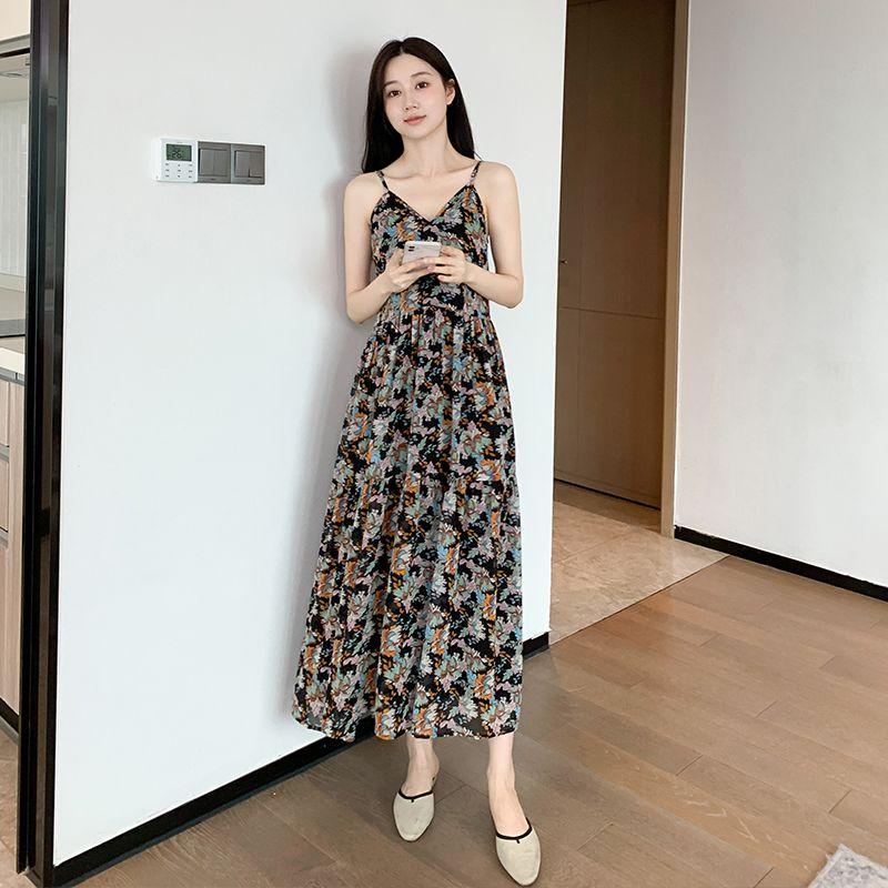 

Chiffon Elegant Fancy Slim Looking Sling Dress Broken flowers 3XL