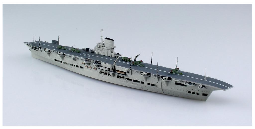 Aoshima Bunka Kyozaisha KanColle Plastikmodellbaureihe Kanmusume Flugzeugträger Ark Royal Maßstab Plastikmodell Nr.38 1/700