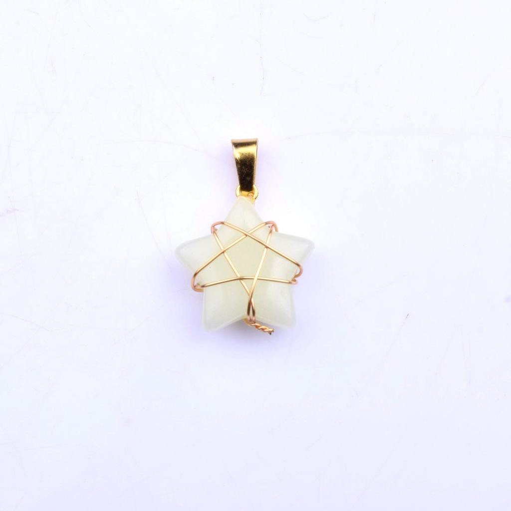 Gold-Wrapped Crystal Star Pendant Necklace, 2cm Jade Charm, Ins Style Fashion Accessory