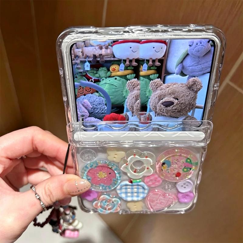 For Samsung Z Flip 7 6 5 Case Cute 3d Flower Flip Phone Case for Xiaomi Mix Flip Cases Transparent Cover with Kawaii Wrist Chain