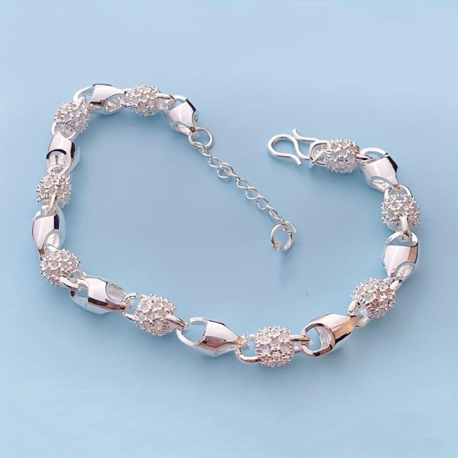 Luxury Oval Carved Hollow Bead Bracelet - Simple and Elegant Jewelry for Women - Ideal for Daily Wear and Gift Occasions - Suitable for All Seasons