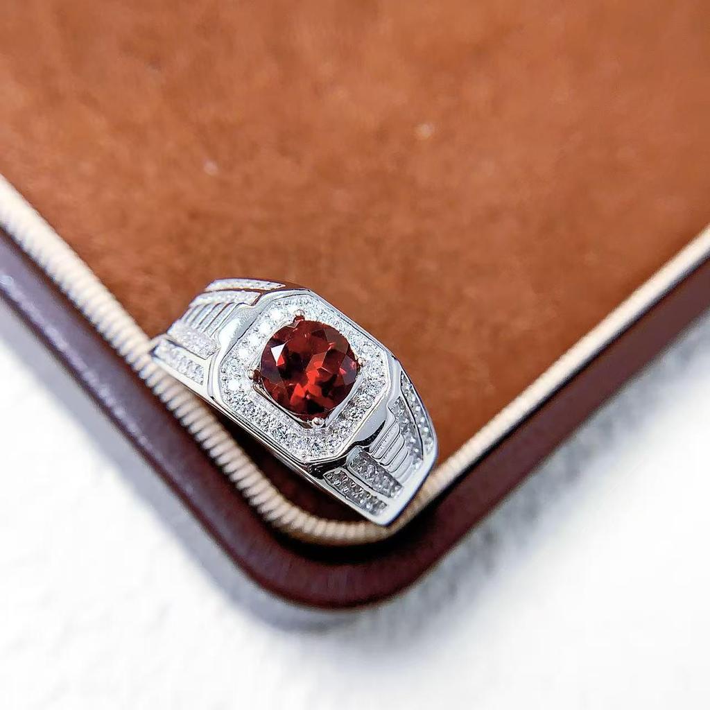 Natural Garnet Ring In 925 Sterling Silver – Elegant, Bold, and Durable Design