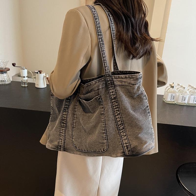 2025 casual shoulder large capacity retro washed canvas bag shopping bag simple and light commuter handbag