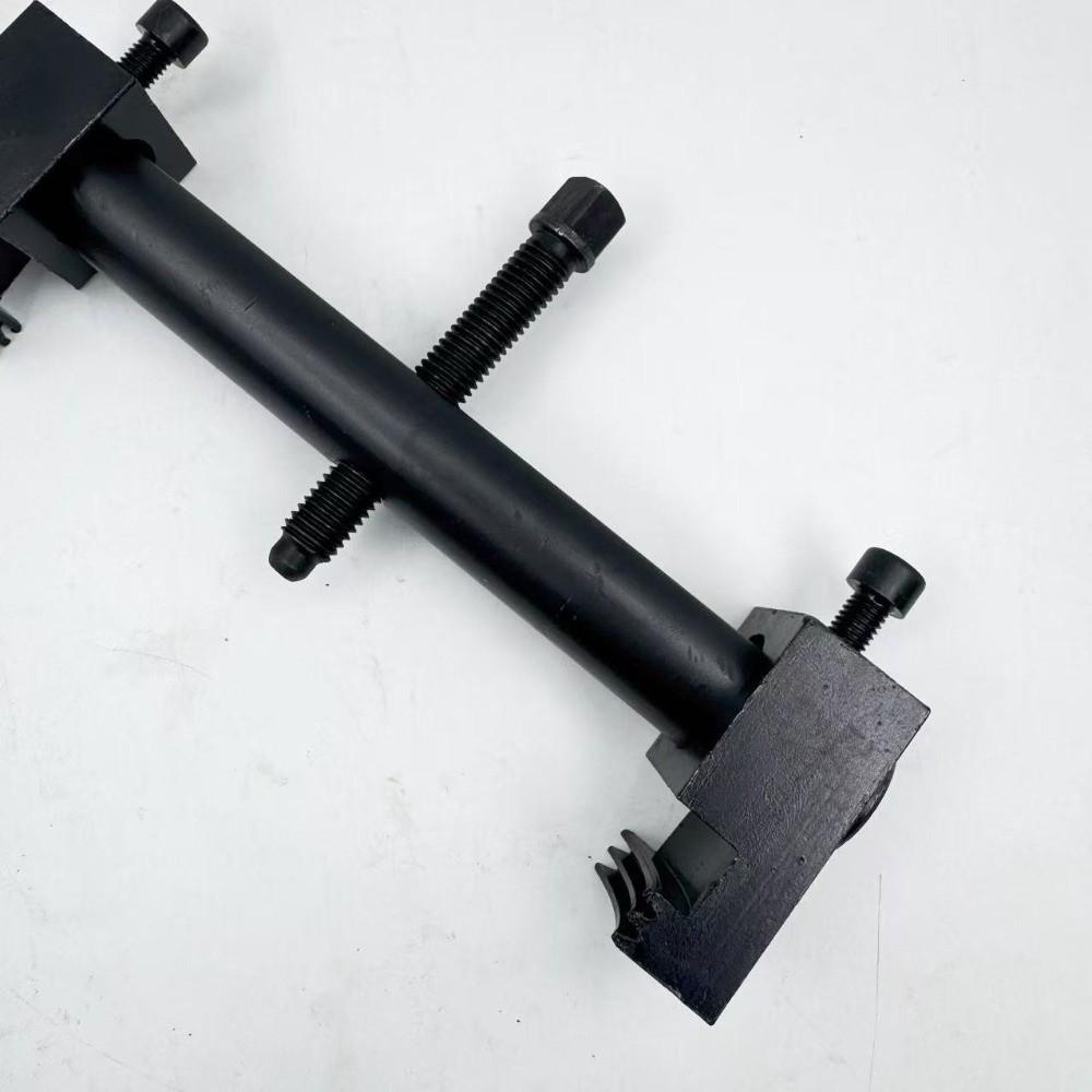 Black Crankshaft Remover Metal Engine Tool Convenient Universal Puller Tool Auto Repair