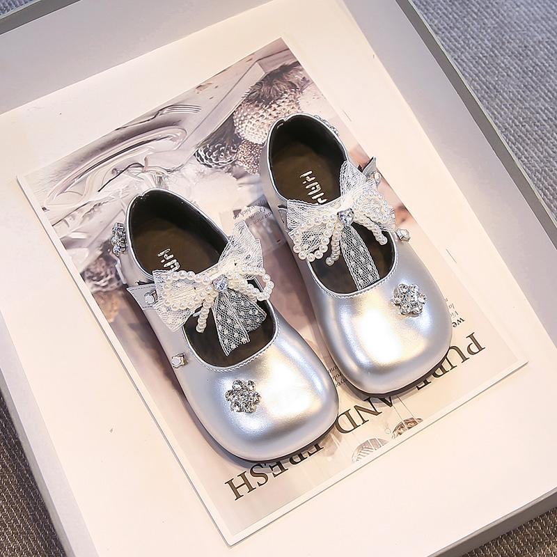 Kids Dance Shoes Round Toes Lace Bows Sweet Girls Princess Shoes Beading Shiny Crystal 2025 New Children Flats Performance Trend