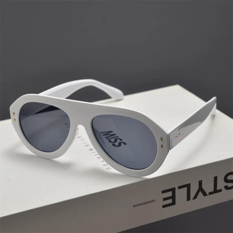Vintage Flat Top Pilot Sunglasses Women For Men Luxury Brand Designer Sun Glasses Punk Anti Blue Light Glasses Optical Big Frame