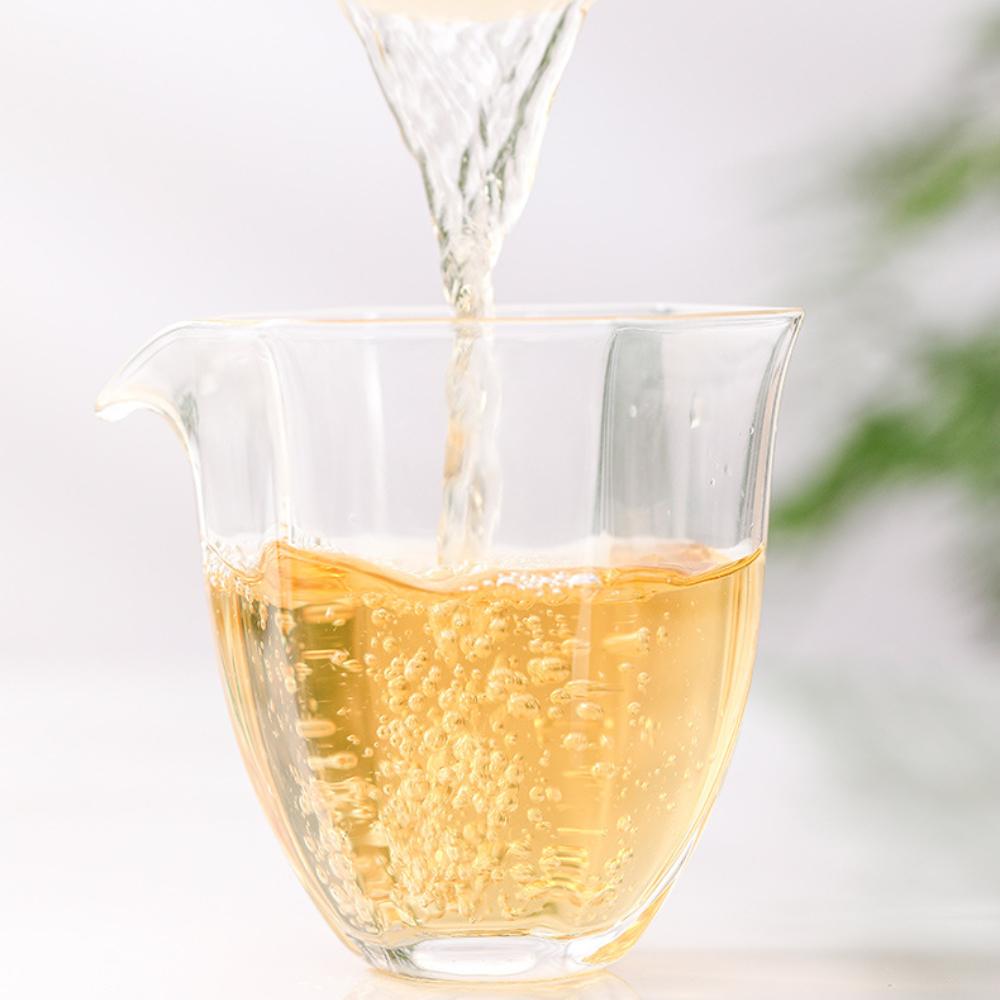 High-Quality Yunnan Tea Tree King Silver Needle White Tea White Tea 200g