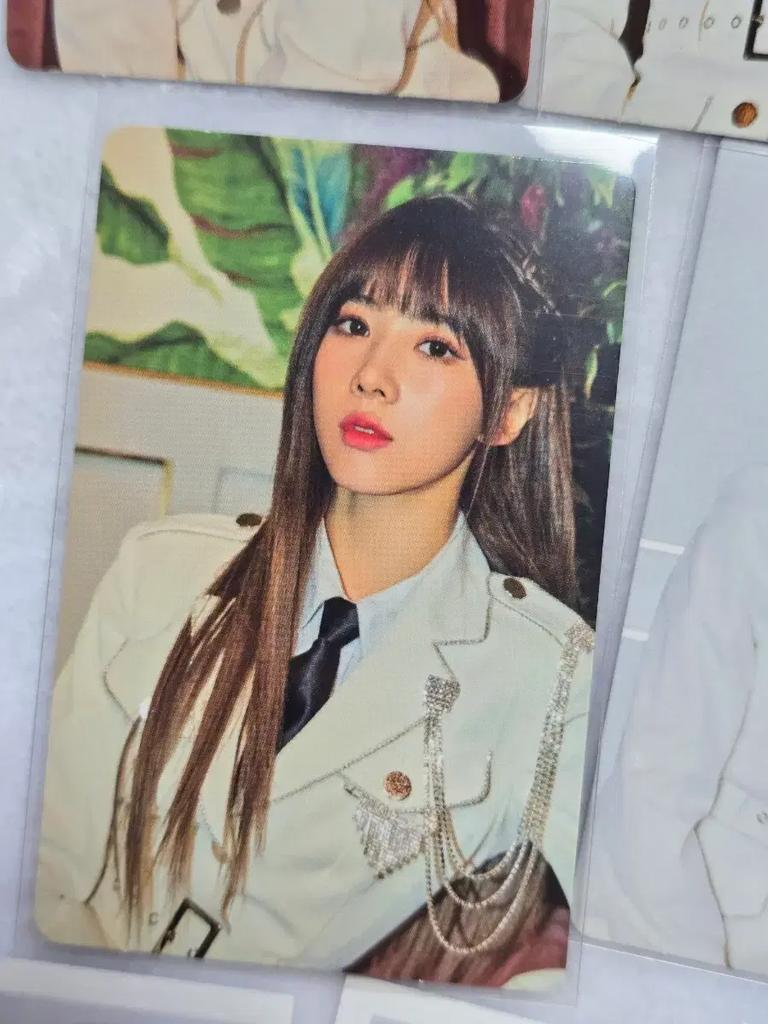 DREAMCATCHER 1st Term Membership Gift: Pika Proof Photo Used