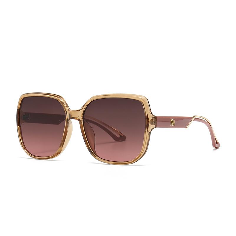 

Luxury Brand Designer Oversized Square Sunglasses Women For Men Vintage Punk Sun Glasses Big Frame Rivet Elegant Eyeglasses As the photo